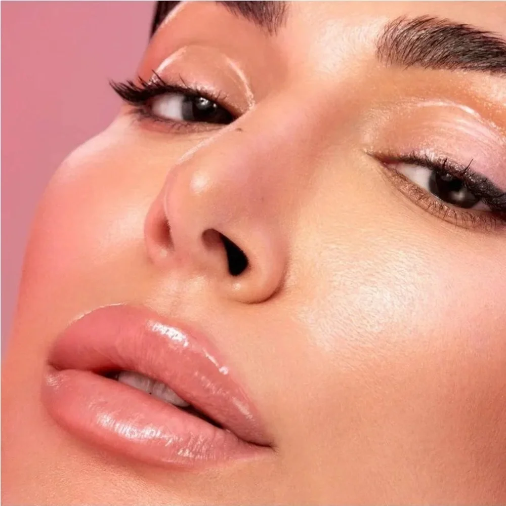 ✨ Huda Beauty Hydra-Plumping Lip Balm – Blush | Sealed | Mini ✨